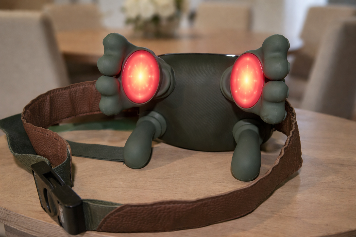 Masajeador Cervical Eléctrico con Calor y Luz Roja Recargable para Cuello y Hombros Alivio Muscular